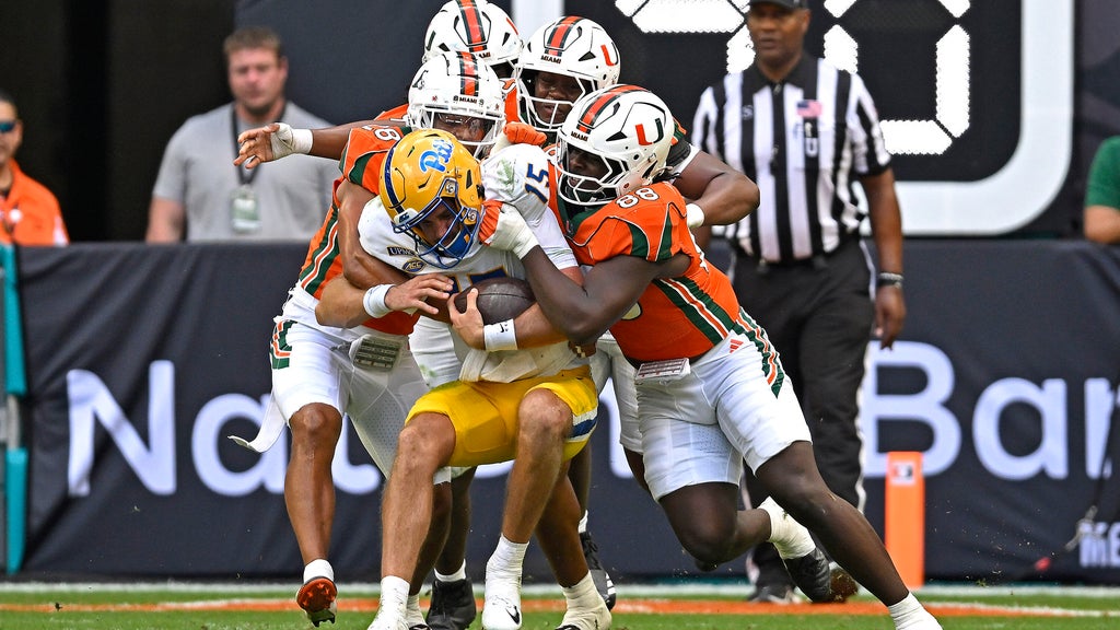 Malachi Toney's record-setting day powers No. 1 Miami past Pitt 52-23 — CBS Miami, Nocatee Technology news