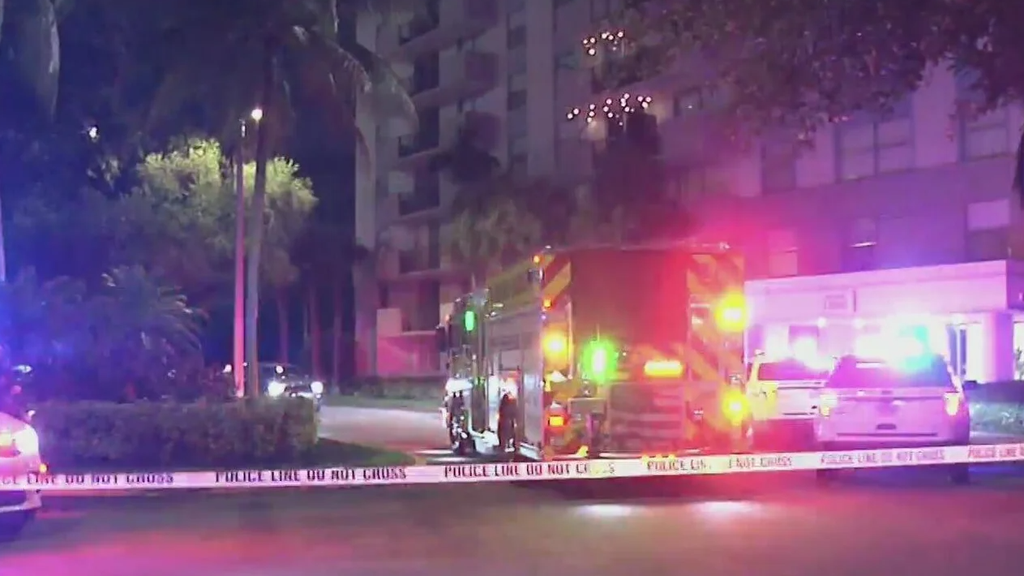 Man arrested in deadly North Miami abduction where witnesses saw suspects wearing "police" shirts — CBS Miami, Nocatee Community news