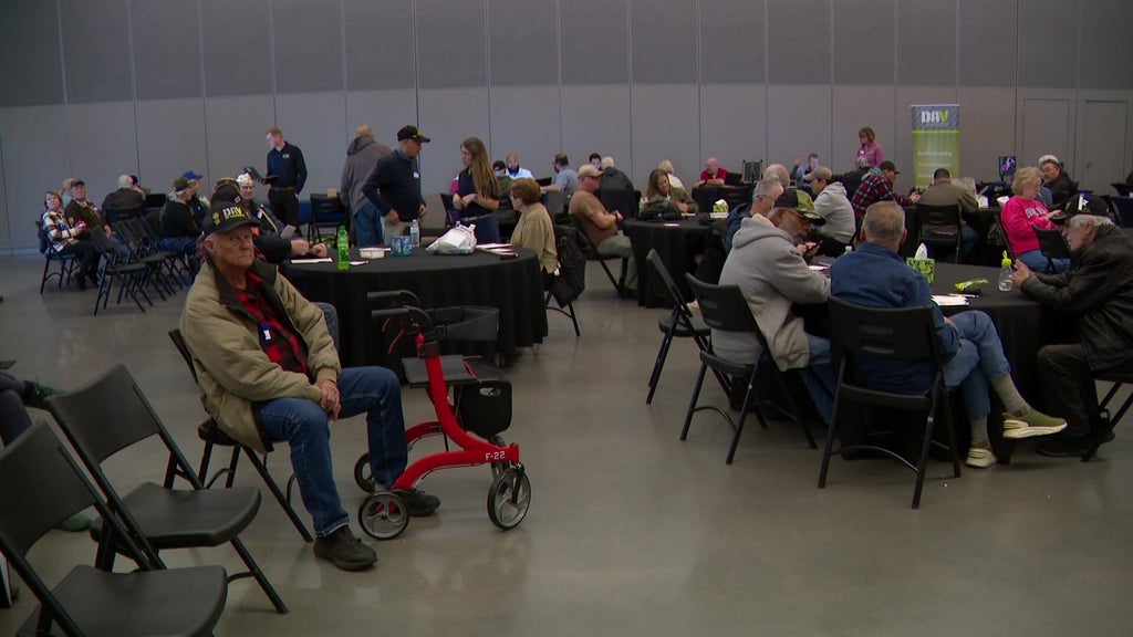 Minnesota veterans receiving claims assistance, health exams at clinic — WCCO / CBS Minnesota, Nocatee Arts news