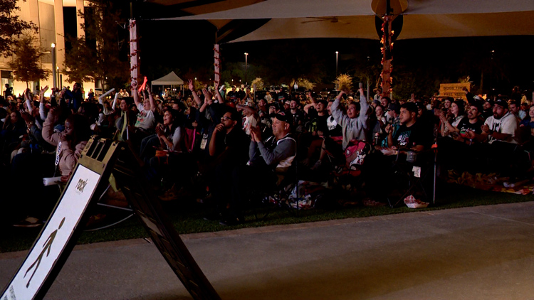 “Go Spurs Go” | Spurs fans gather at The Rock at La Cantera for season opener watch party — KENS 5 (San Antonio), Nocatee Sports news