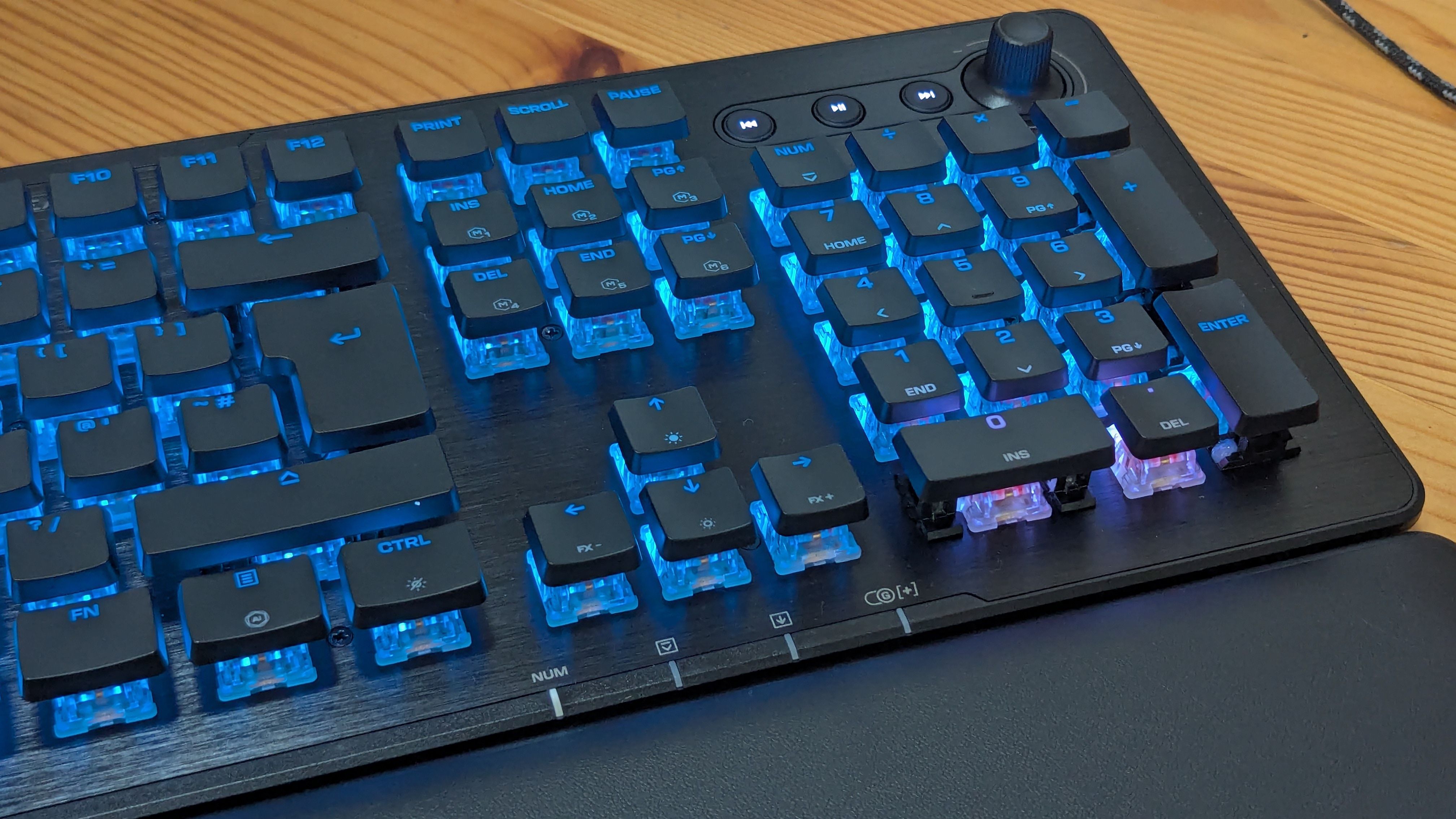 Turtle Beach Vulcan II XP Review: Clicky Compromise — Wired, Nocatee Technology news