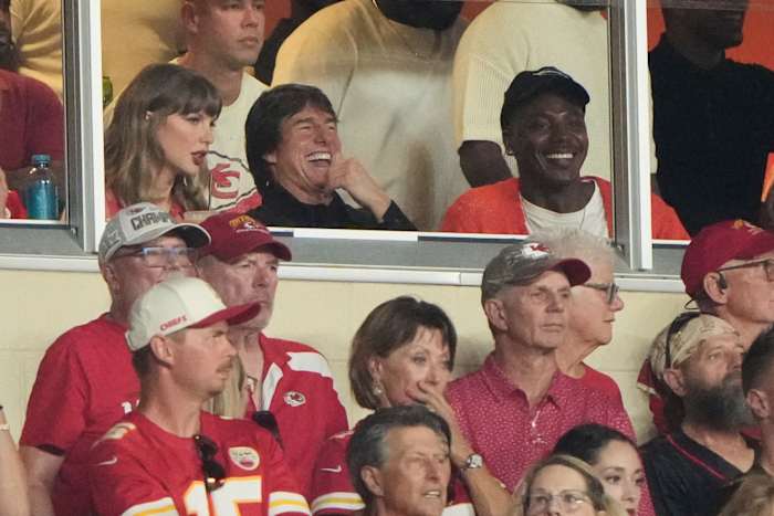 Taylor Swift skips the Emmys for Arrowhead, cheering on hubby Travis Kelce alongside Tom Cruise — News4JAX Sports, Nocatee Business news