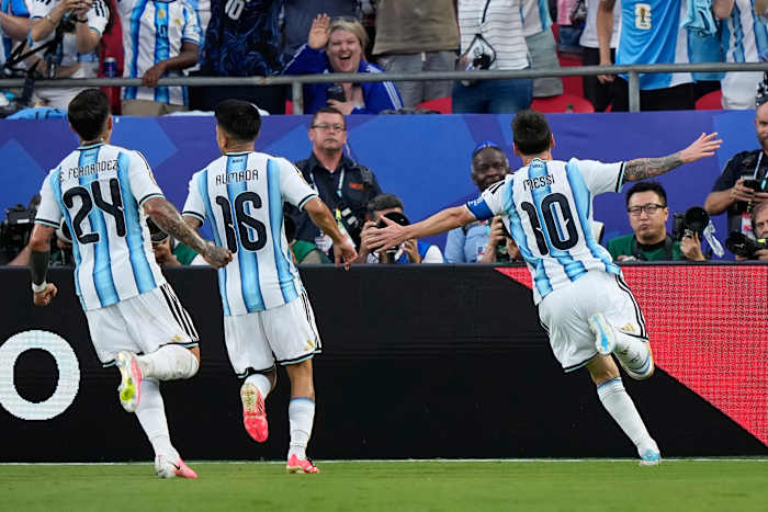 Lionel Messi becomes 2nd player to score in 5 World Cups, striking early for Argentina vs. Algeria — News4JAX Sports, Nocatee Business news
