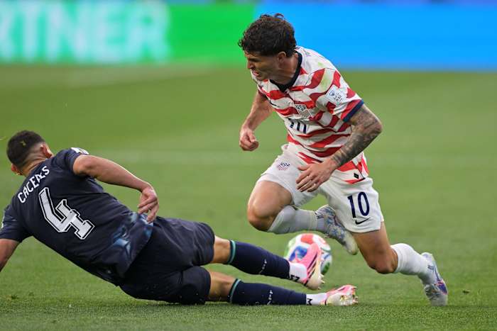 US forward Christian Pulisic practices on his own in calf injury rehab, team says he is 'day to day' — News4JAX Sports, Nocatee Sports news